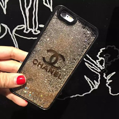 シャンル iphone8ケース 芸能人愛用