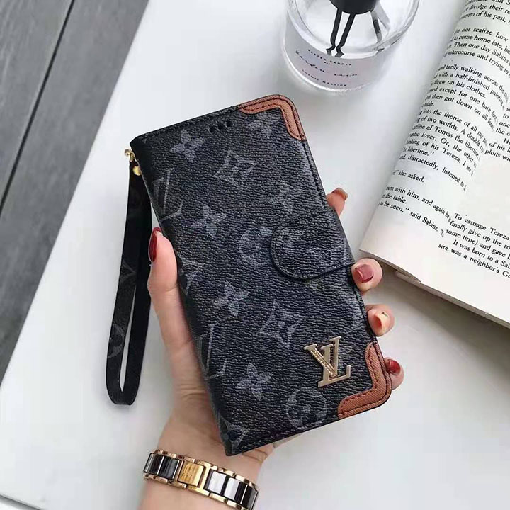 lv iphone16手帳ケースモノグラム