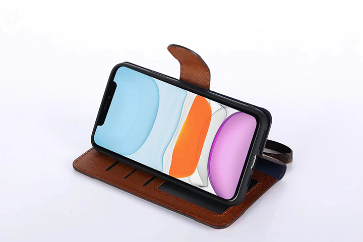 lv iphone16手帳ケースモノグラム