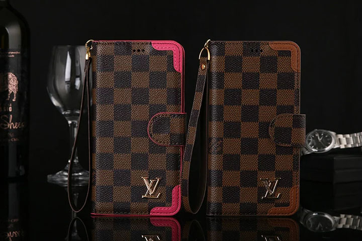 LV iphone15ケース手帳