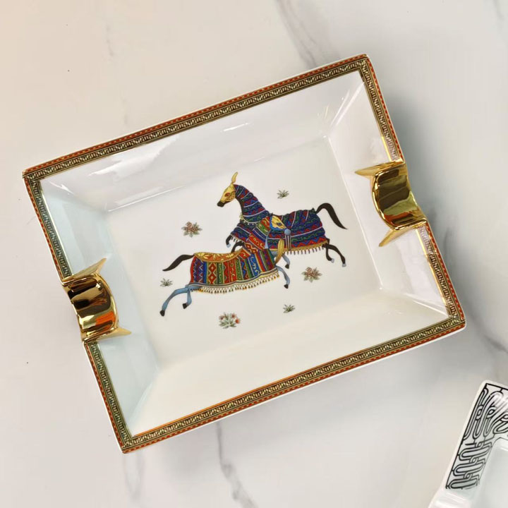 エルメス モザイク ヴァンキャトル 灰皿