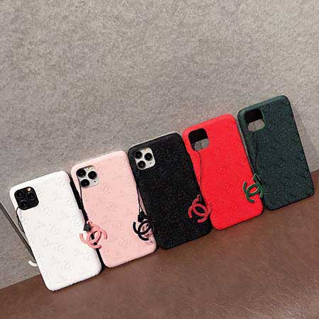 Chanel キラキラのiPhone12ケース