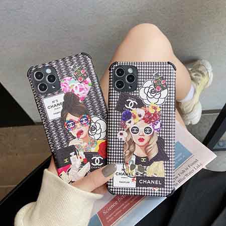 Chanel iPhone12ケース