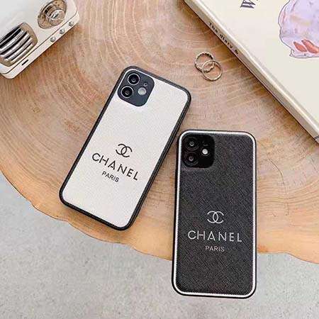 新発売 黑白 シャネル アイフォーン12 12mini スマホケース ペア向け Chanel エレガント ビジネス風 Iphone12pro Maxケース ブランド アイホン11 11pro X 携帯ケース かっこいい メンズ愛用