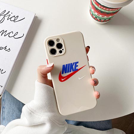 ナイキ セレブ愛用アイフォン 12mini 12promaxカバーnike Iphone12 スマホケース Nike Iphone 11pro かっこいい Iphonexs Nike 携帯ケース おすすめ Iphone 8 8 Plusスポーツ風 カバー