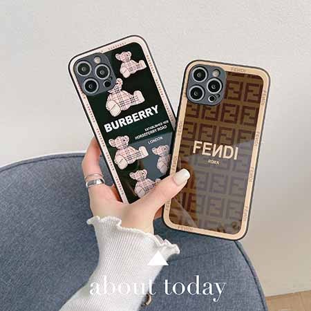 FENDI スマホポーチ iPhoneケース国内百貨店で購入しました