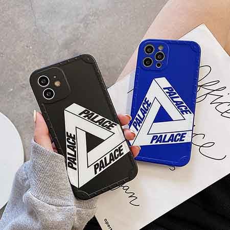 アイフォン 7Plus携帯ケースPalaceつや消し