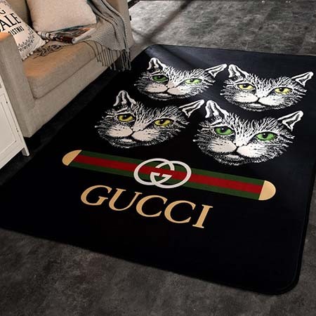 ベビーマット gucci