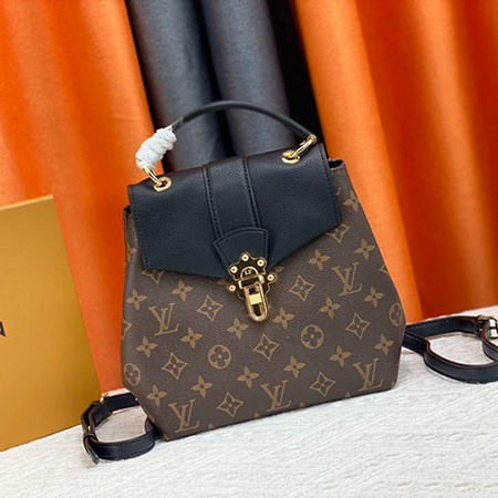 vuitton リュックサック 牛革 高級