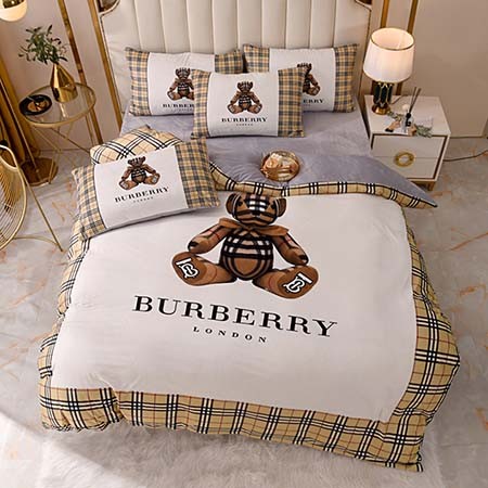 Burberry ベルベット