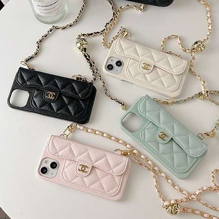 chanel iphone15ケースチェーン付き