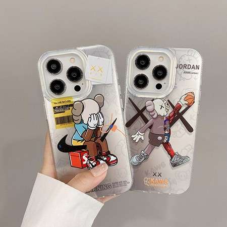 アニメ風 カウズ アイフォーン14携帯ケース 高校生愛用 Kaws 可愛い Iphone14 Pro Maxカバー ペア風 落書き ブランドカウズ Iphone13ケース カウズ コピー アイホン 13pro保護ケース ブランド 本革 男女兼用 アイフォン12pro Maxカバー シリコン 透明