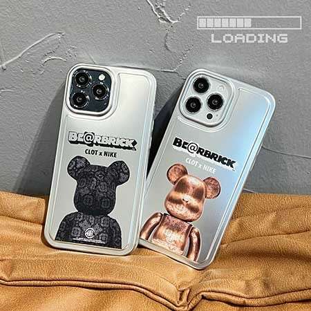 アイフォン 12pro max全面保護スマホケースBearbrick