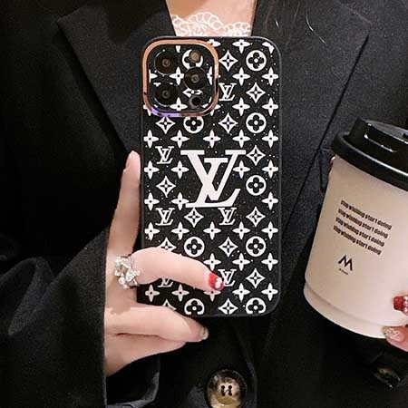 LOUIS VUITTON ★ ギフト◎ スマホケース iphone15 LV ロゴ LOUIS VUITTON ☆ ギフト◎ スマホケース iphone15 LV ロゴ