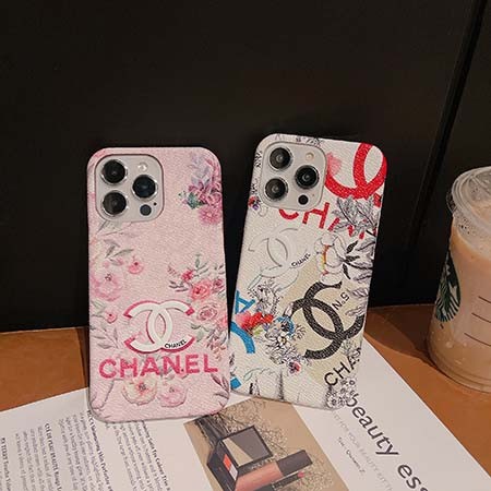アイフォン 15  ハードケース Chanel