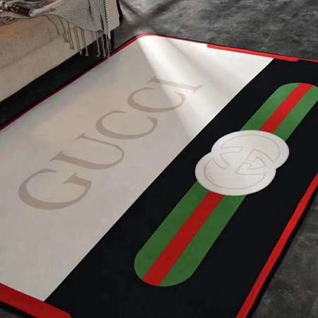 gucci カーペット