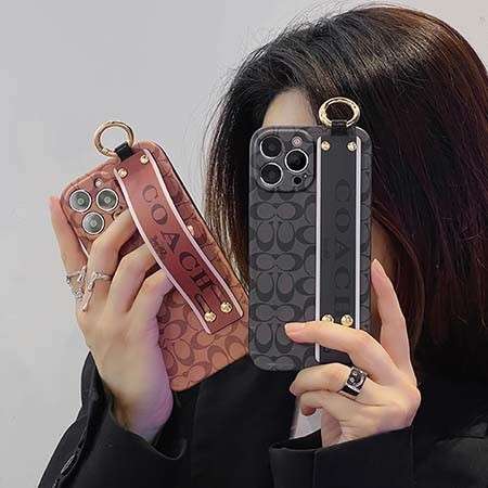 coach iphone15ケース手首バンド