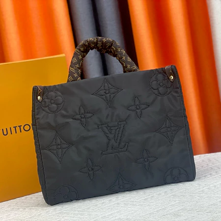 LV オンザゴー GMトートバッグ