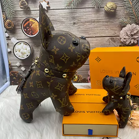LOUIS VUITTON 犬 キーホルダー