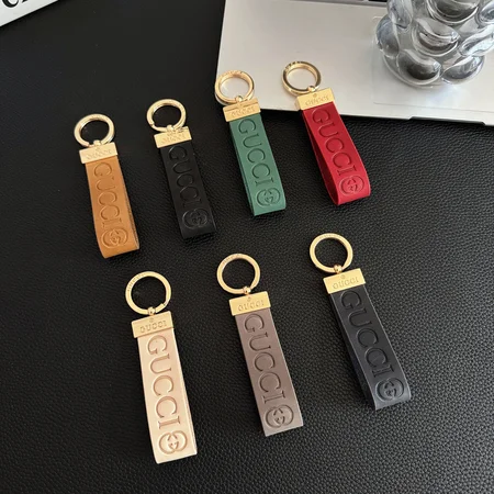 グッチ キーリング キーホルダー 本革 エンボスレザー