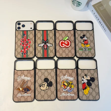 iphone17ケース GUCCI ディズニー iPhone17pro/17promaxスマホケース 蜂 蛇 キャラクター かわいい