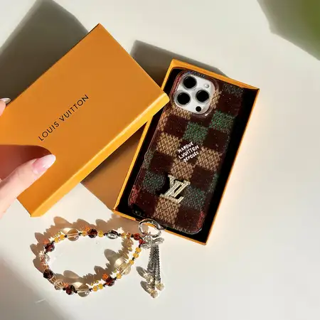 クロームハーツiphone17/17promaxケース magsafe対応 互換性