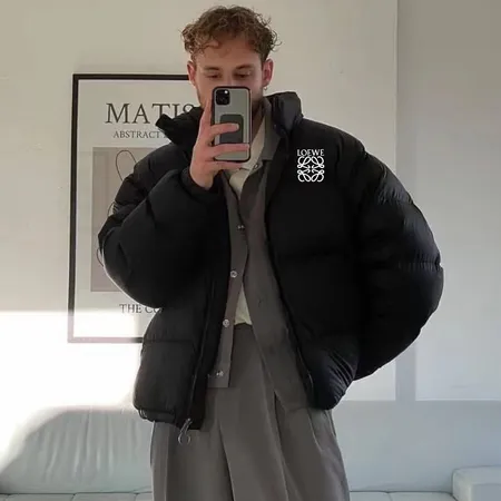 ロエベ ダウンジャケットメンズ おしゃれ