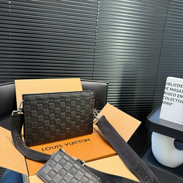 ルイヴィトン ダミエ・アンフィニ ショルダーバッグ メンズ