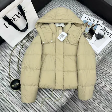 ロエベ ダウンジャケット レディース ブランド 偽物 高级
