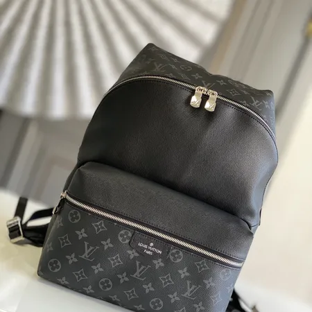 ルイヴィトン バッグ モノグラムシャドウ ディスカバリー バックパック