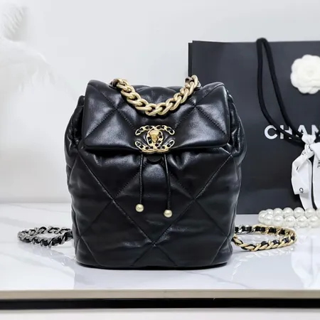 シャネル CHANEL 19 バックパック リュック ブランド 人気 レディース