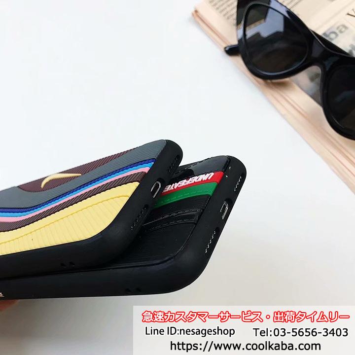 運動ブランド iphone8plusカバー