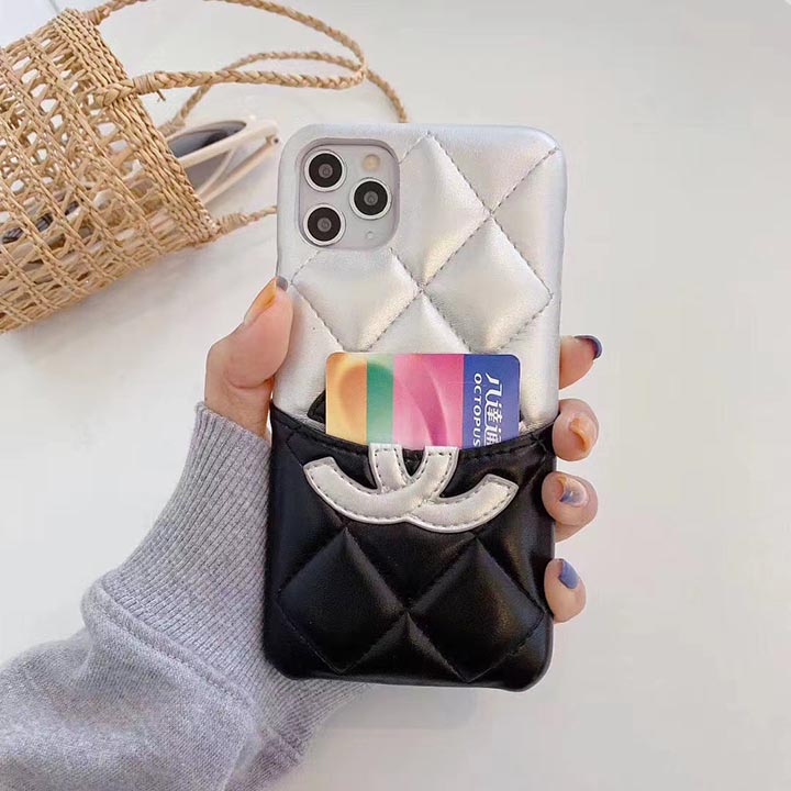 iphone8 シャネルカバー セレブ愛用