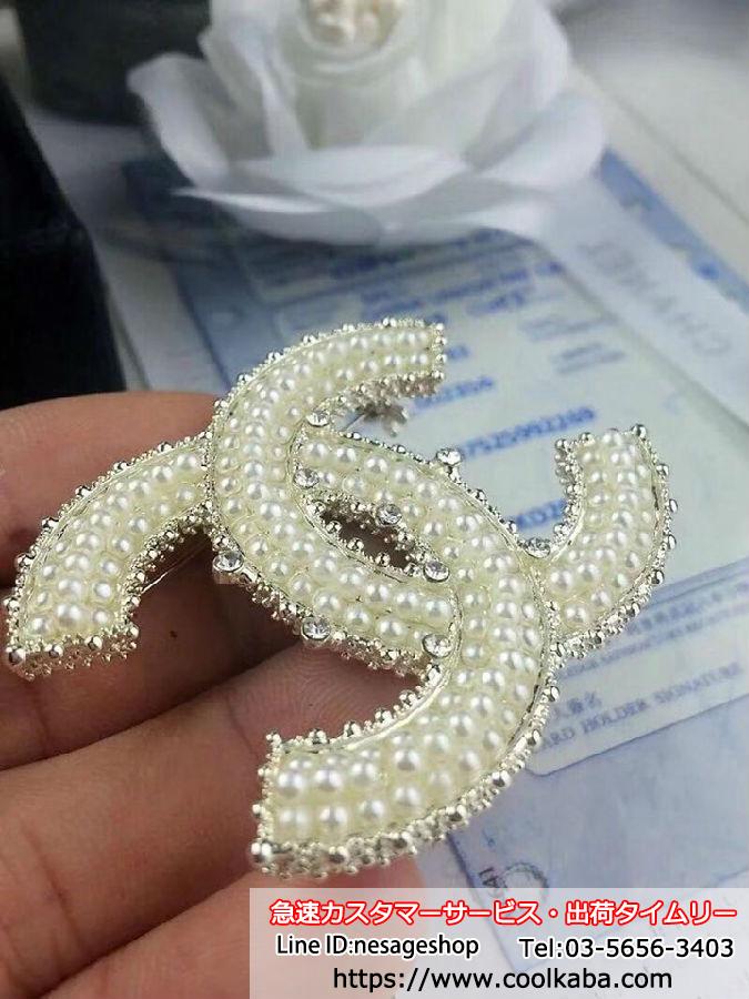 chanel ブローチ 可愛い