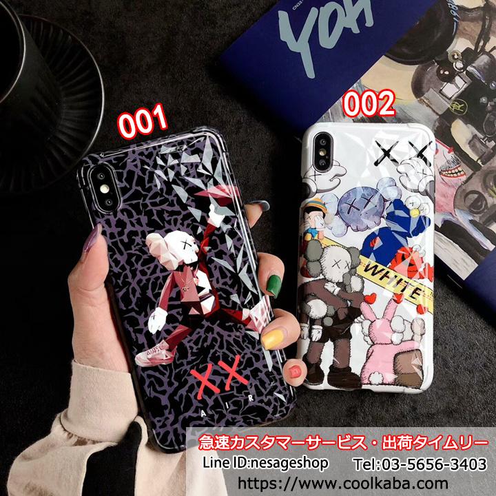 iPhone 11スマホケース カウズ kaws