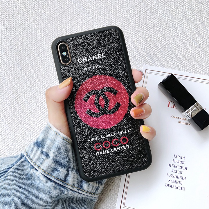 セレブ愛用iPhoneXR/XS Max ケース Chanel