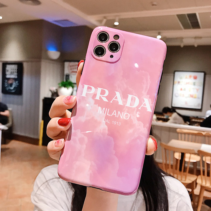 Prada アイフォン11 iphone11pro max/11proカバー 女 愛用 可愛い ブランド 落下防止 アイフォンxs max