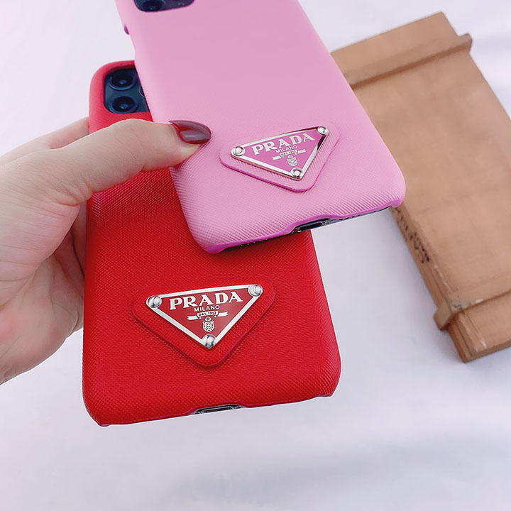 プラダ 三角ロゴ iphone16 proケース