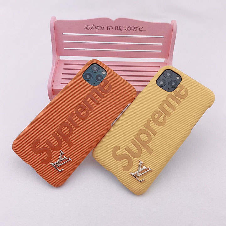 シュプリームiphone16ケースエンボス