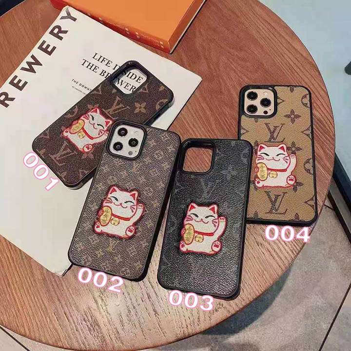 ルイヴィトン幸運な猫柄刺繍iphone12 pro maxケース，ヴィトンアイフォーン12スマホケース，LV iPhone12 mini/11proカバー，LV 四角保護 定番柄iphoneX/XR/8Plus携帯ケース