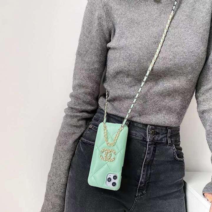 シャネルiphone16ケースチェーンショルダー