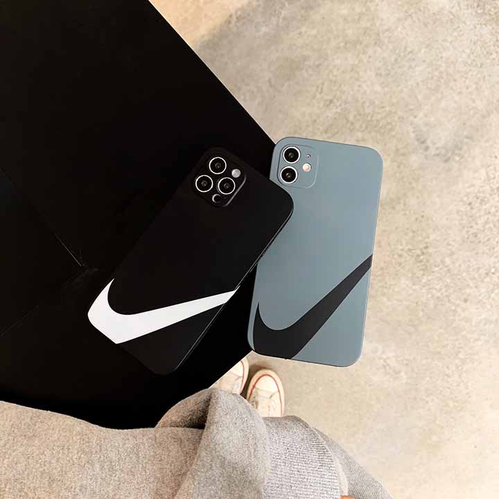 NIKE ロゴ付き iphone14promaxカバー 