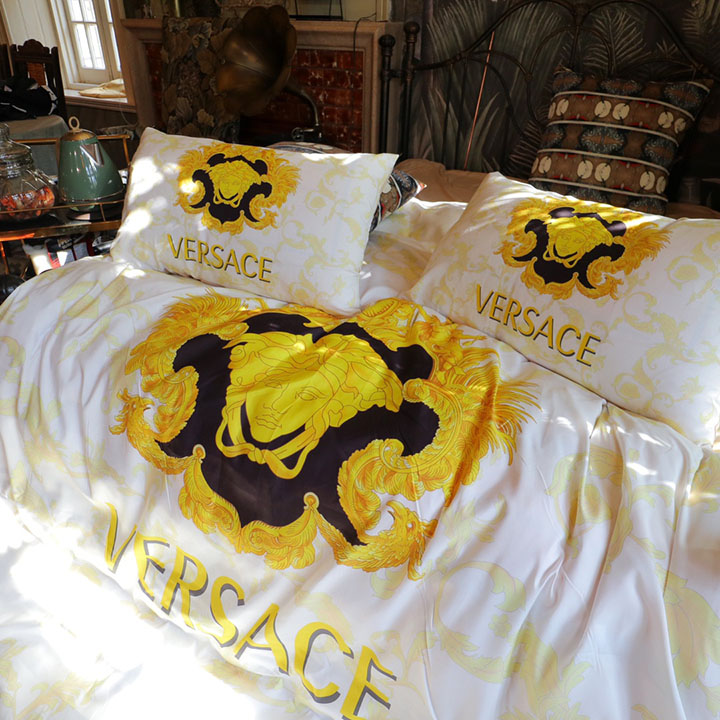 versace 送料無料