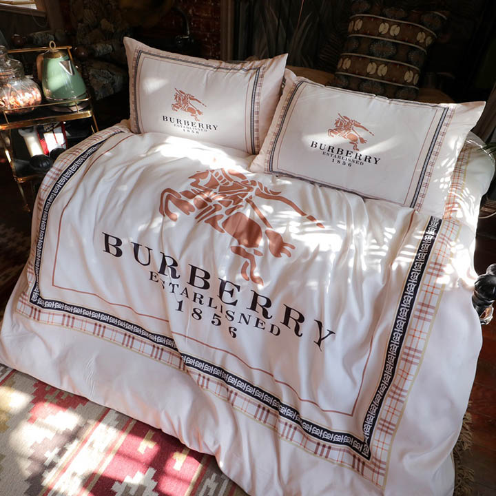 burberry四季通用