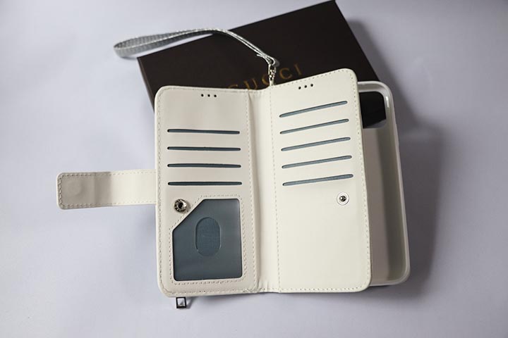 アイフォン 7 携帯ケース gucci カード収納