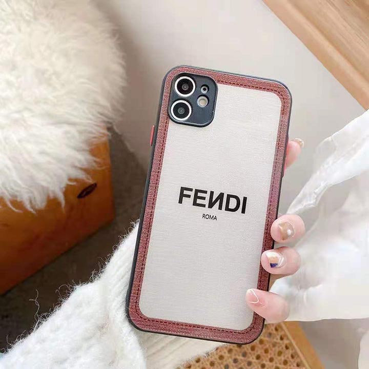 アイフォン 8 プラス fendi 保護ケース