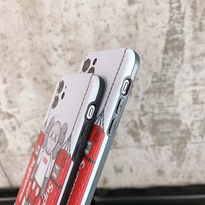 Supremeカバーアイフォン xsmax