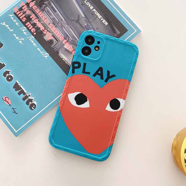 コムデギャルソンiPhone 11Promax光沢感カバー