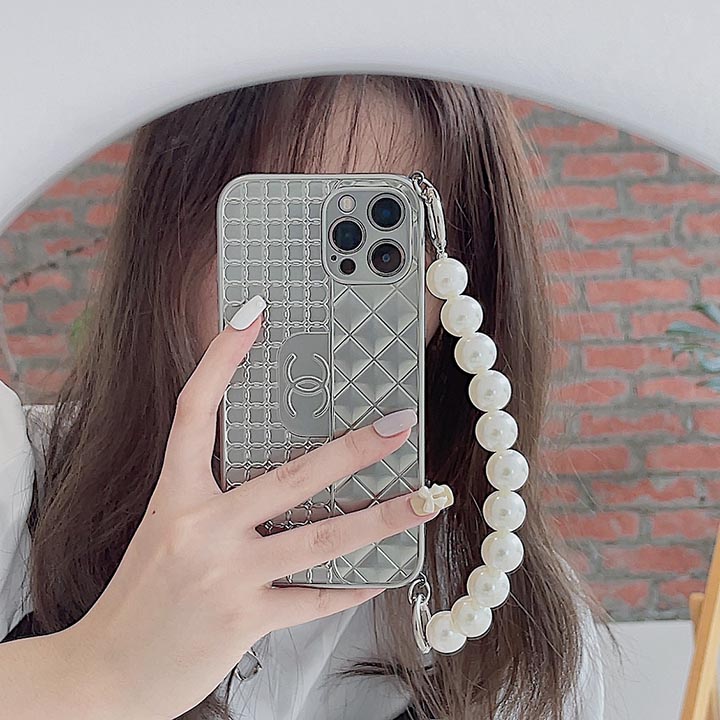 パール Chanel スマホケース アイフォーンXS