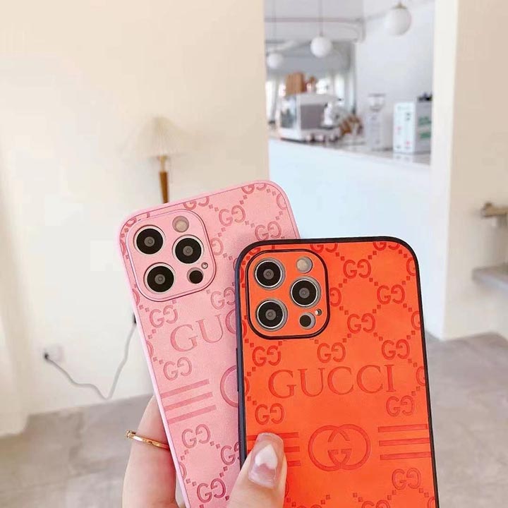 gucci iphoneX型押しケース